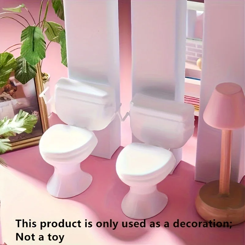 Mini Toilet Decoration 2pcs Bathroom Vanity Accessories Non-functional Decorative Items