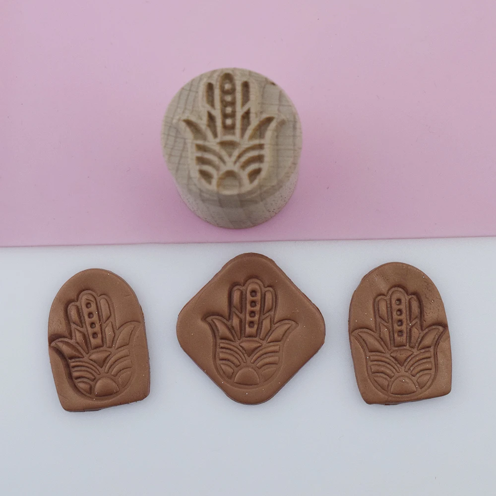 Polymer Clay Tools 3.5cm round Wood Block with Mandala & Fatima Hand Texture for Ceramic Pottery Embossing Impression