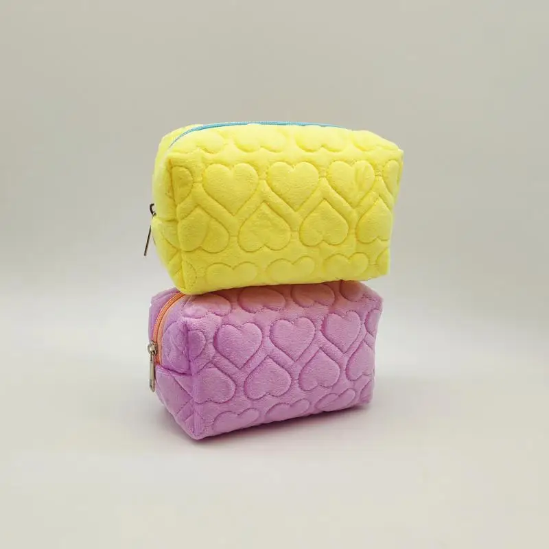 Love Pattern Plush Makeup Bag For Women Portable Travel Commuting Large Cosmetic Bags Zipper Toiletry Bag Washing Storage Bags