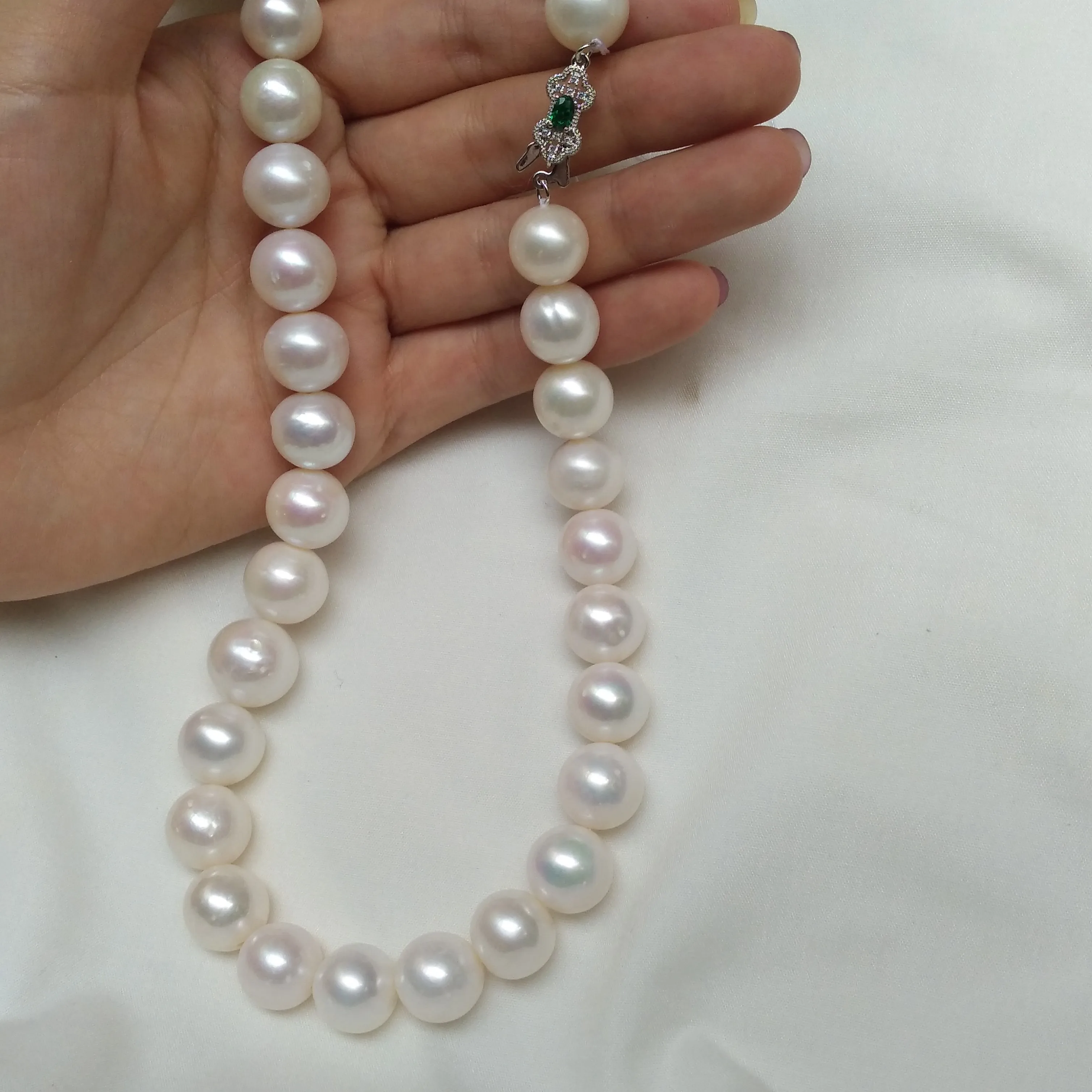 

Only One Huge Charming 18"12-14mm Natural Sea Genuine White Pearl Necklace For Women Jewelry Free Shipping At Wedding