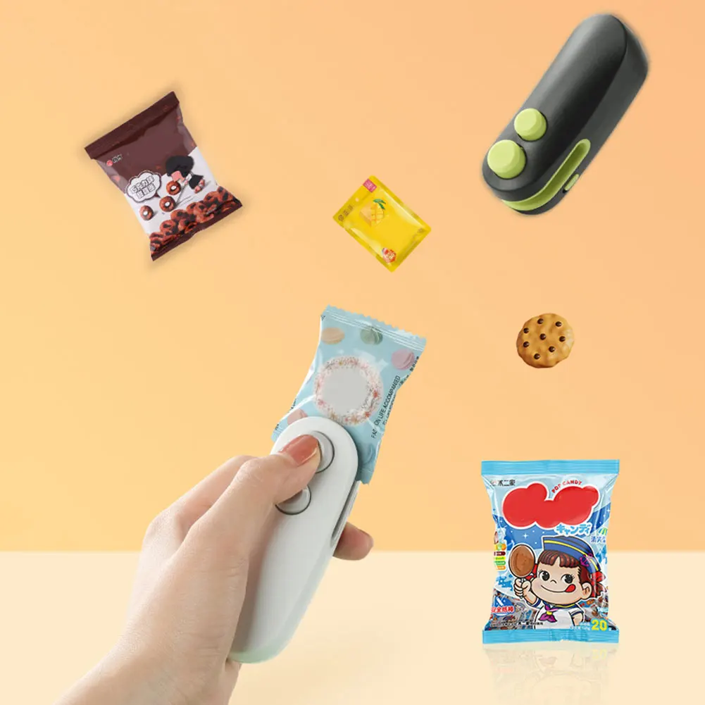 Vacuum Food Sealer USB Rechargeable Package Bags Sealer Portable Food Sealer for Chip Bags Plastic Bags 4