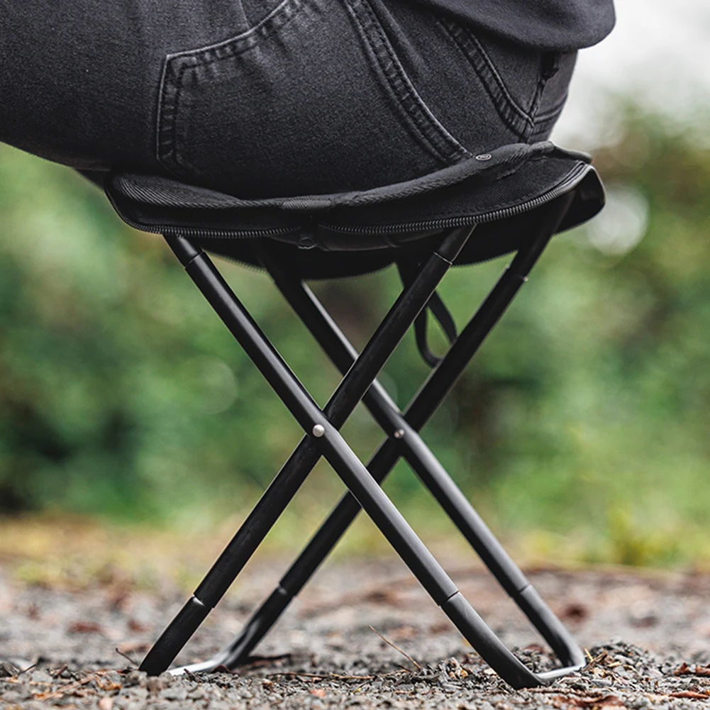 BLACKDOG Outdoor Folding Stool High Load-Bearing Beach Folding Chair 600D Lighweight Picnic Chair for Camping Fishing Hiking Use