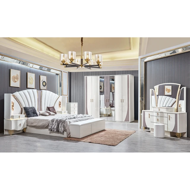 Un cadre en bois doré de luxe Royal, ensemble de lit Double King Size, maison Villa, Design moderne classique, ensembles de chambre à coucher complets en bois, meubles 1