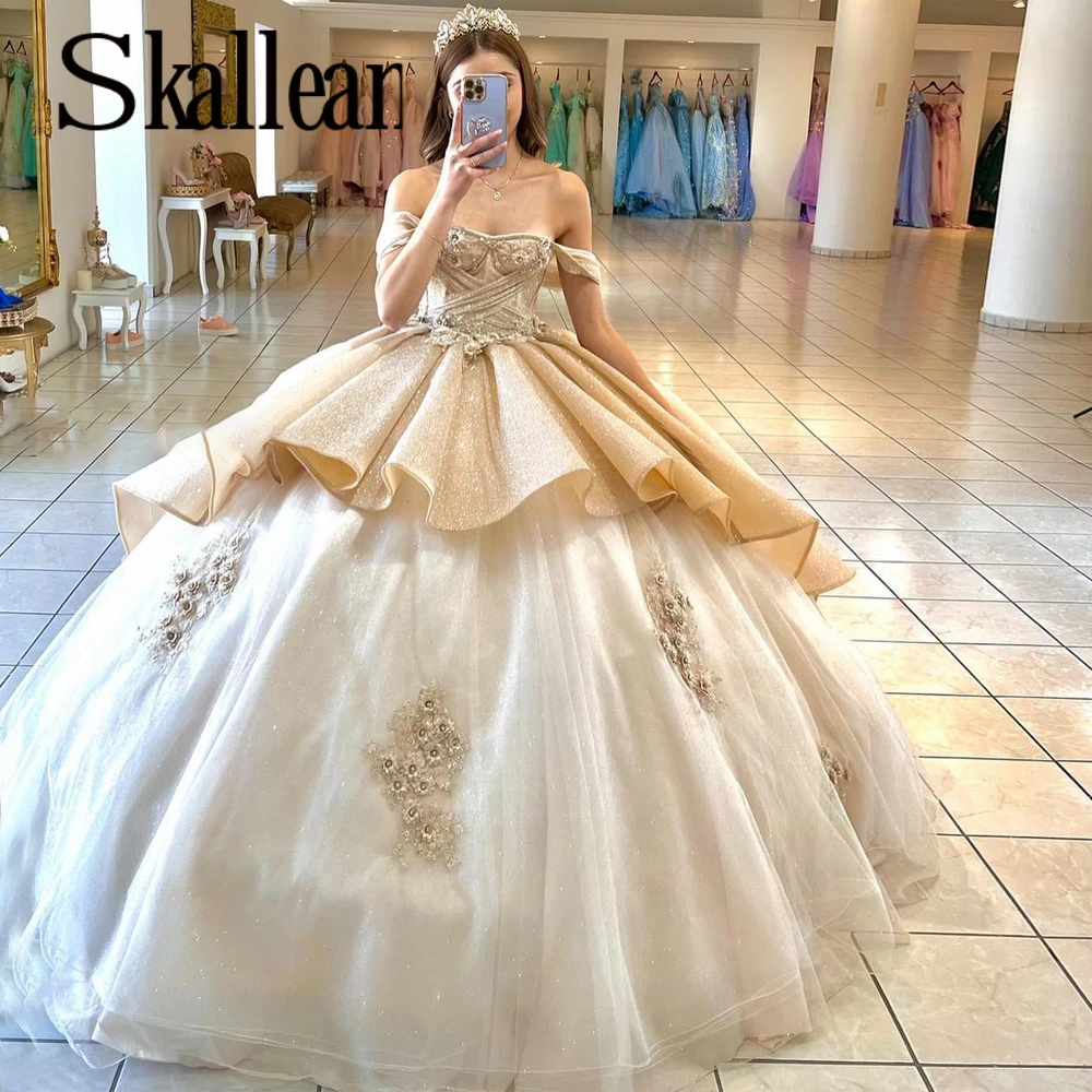 Skallean Elegant Sweetheart Quinceanera Dresses Ball Gown Criss Cross Off the Shoulder Appliques Robe Quincea&ntilde;era Rouge Tailored