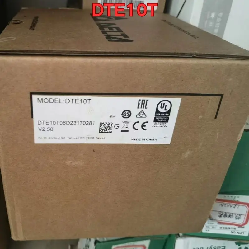 

Совершенно новый неиспользованный термостат DTE10T