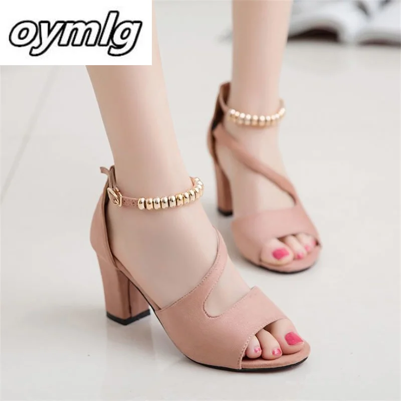 

2023 Summer New Solid Color Fashion One Line Buckle Versatile Women's Sandals