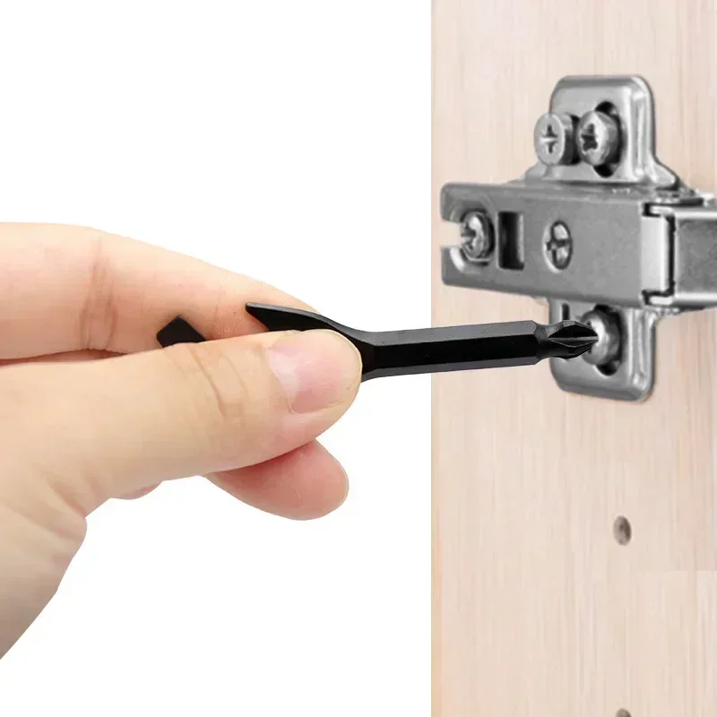 

Multifunctional Screwdriver Bottle Opener Key Shape Portable Metal Cross Keychain Pocket Repair Tool Screwdriver