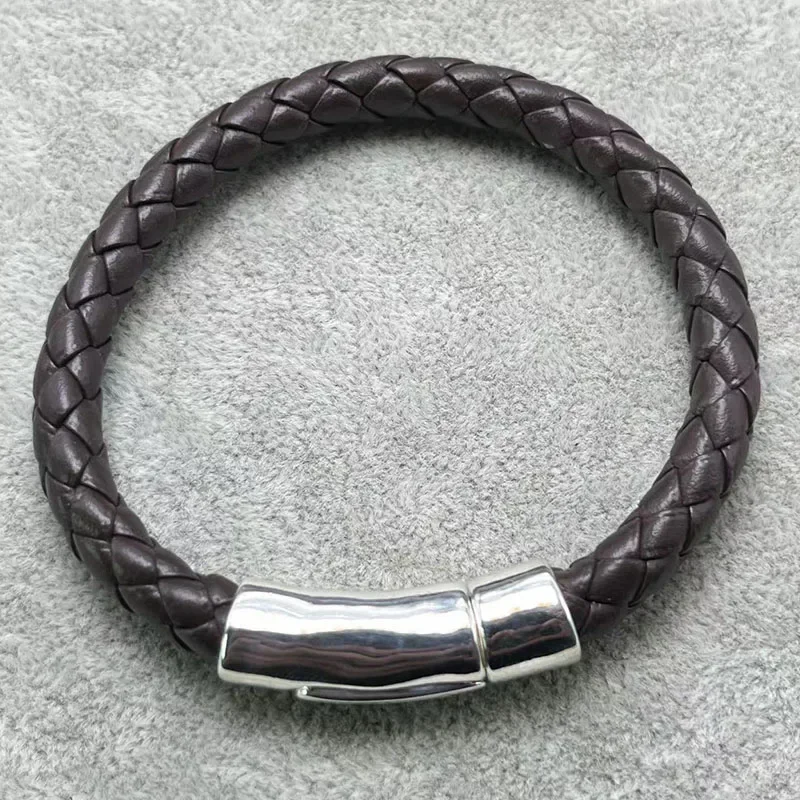 

Original European and American popular fashion exquisite, leather rope bracelet for women's jewelry as a Valentine's Daygift