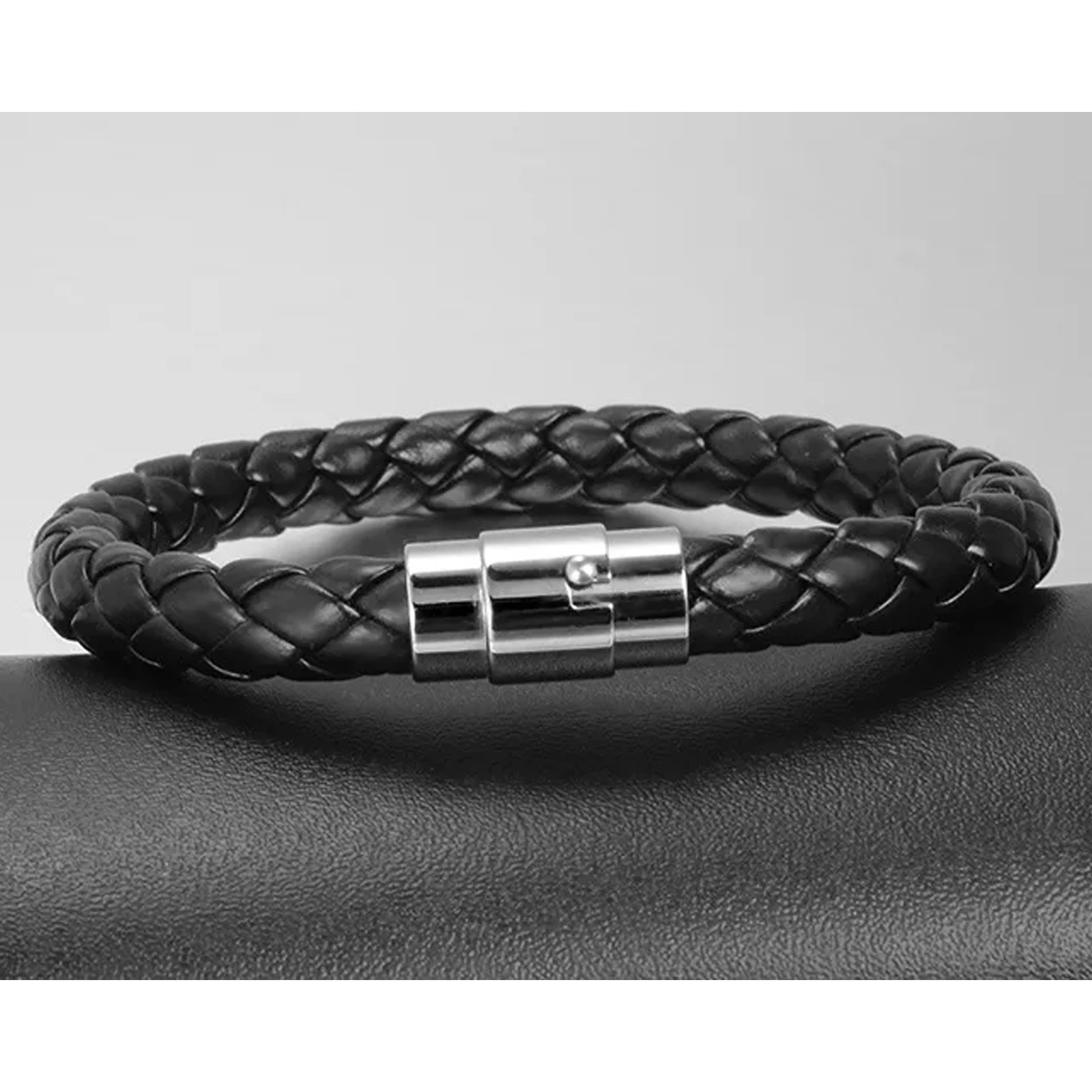 Fashion Unisex Women Men Braided Leather Magnetic Clasp Bracelet Handmade