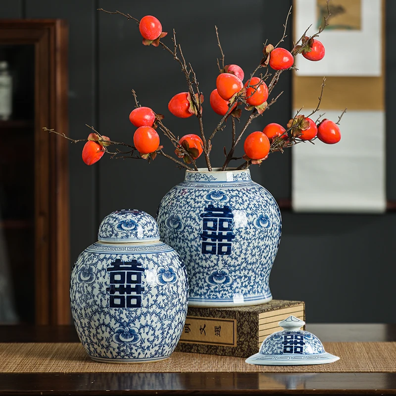New Chinese Classical Blue And White Pottery Double Happiness Ceramic Storage Jar Home TV Cabinet Wine Cabinet Decoration 3
