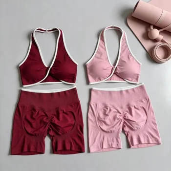 Trendy Color Block Halter Sports Bra Seamless Hip Lift Shorts 2Pcs Women Yoga Fitness Workout Outfit