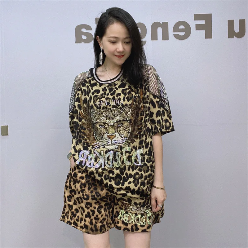 

Summer Women Suit Set Leopard Print Chiffon Tshirt+Short Pants Set Hot Rhinestone Short Set suit