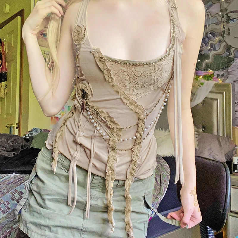 IAMHOTTY 페어리코어 레이스 러플 진주 체인 장식 크롭탑, 민소매 코케트, 그런지 2000S Y2K 카미스, 귀여운 탱크 탑, 섹시한