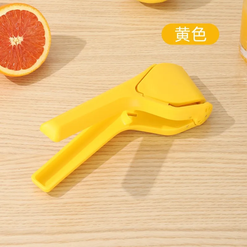 Easy-to-Use Lemon Lime Squeezer with Built-in Strainer - Yellow