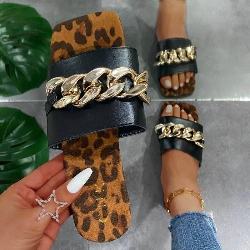 

Women's Shoes Summer Plus Size Beach Flat Slippers Woman Metal Square Toe Slippers Women Closed Toe Sandal Zapatillas Muje