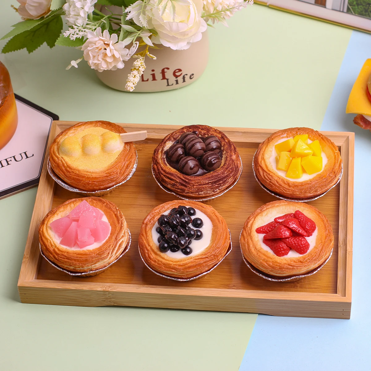 

1Pcs Simulation Tin Foil egg Tart Refrigerator Cake Model Home Decoration Small Ornaments Photography Props Window Display