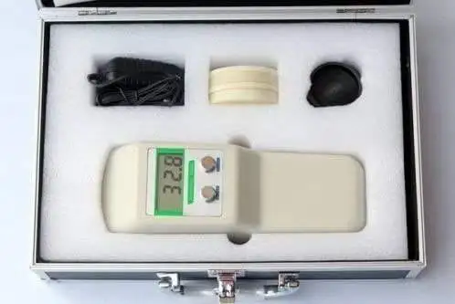 Portable Digital Paper Whiteness Brightness Meter Handheld Whiteness tester Leucometer with 0-199.9 Measurement Range
