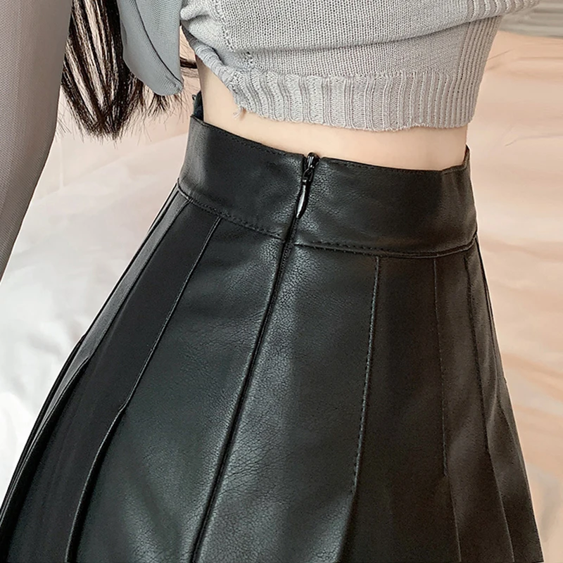 New 2024 Autumn Pleated Mini Skirt Women With Lining Korean