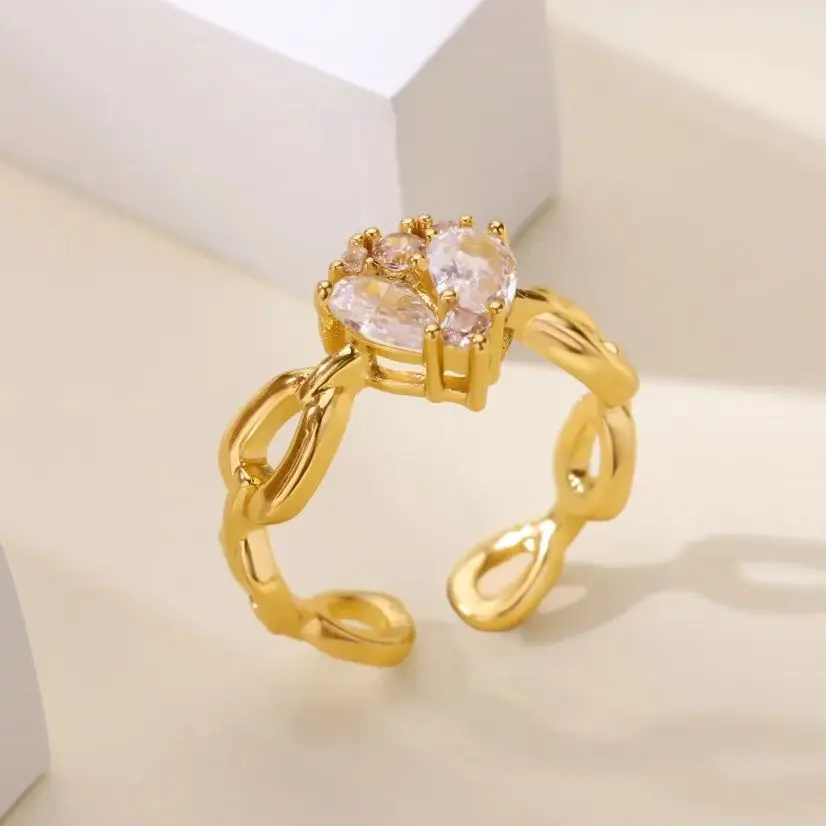 Luxury 18K Gold Plated Crystal Heart Adjustable Ring