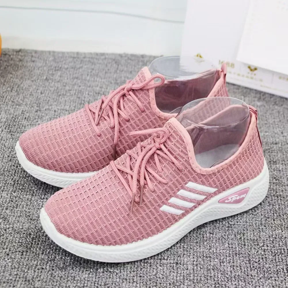 Women's Knit Low-Top Flats Soft Sole Mesh Upper Casual Mom Shoes Spring and Summer Everyday Wear