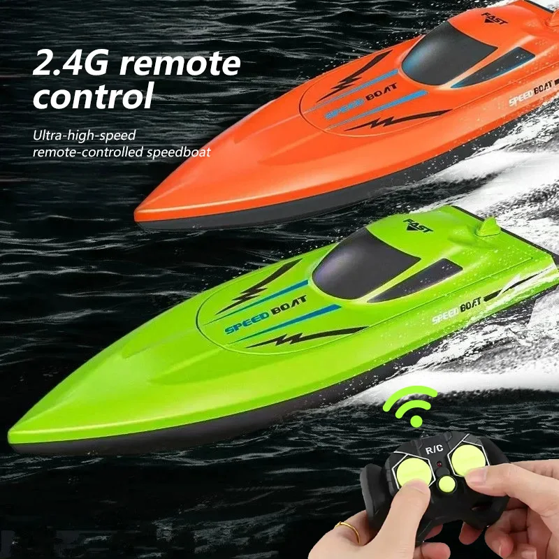 Bateau télécommandé RC CR1990 vert naviguant à grande vitesse, jouet de bateau rapide pour enfant