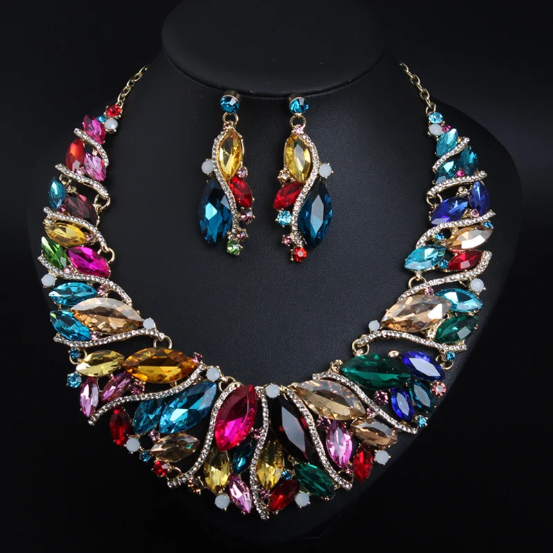 2-teiliges modisches Halsketten- und Ohrring-Set aus Kristall für Damen als Hochzeitskleid-Accessoires. Geschenk der Frau – Detail 6