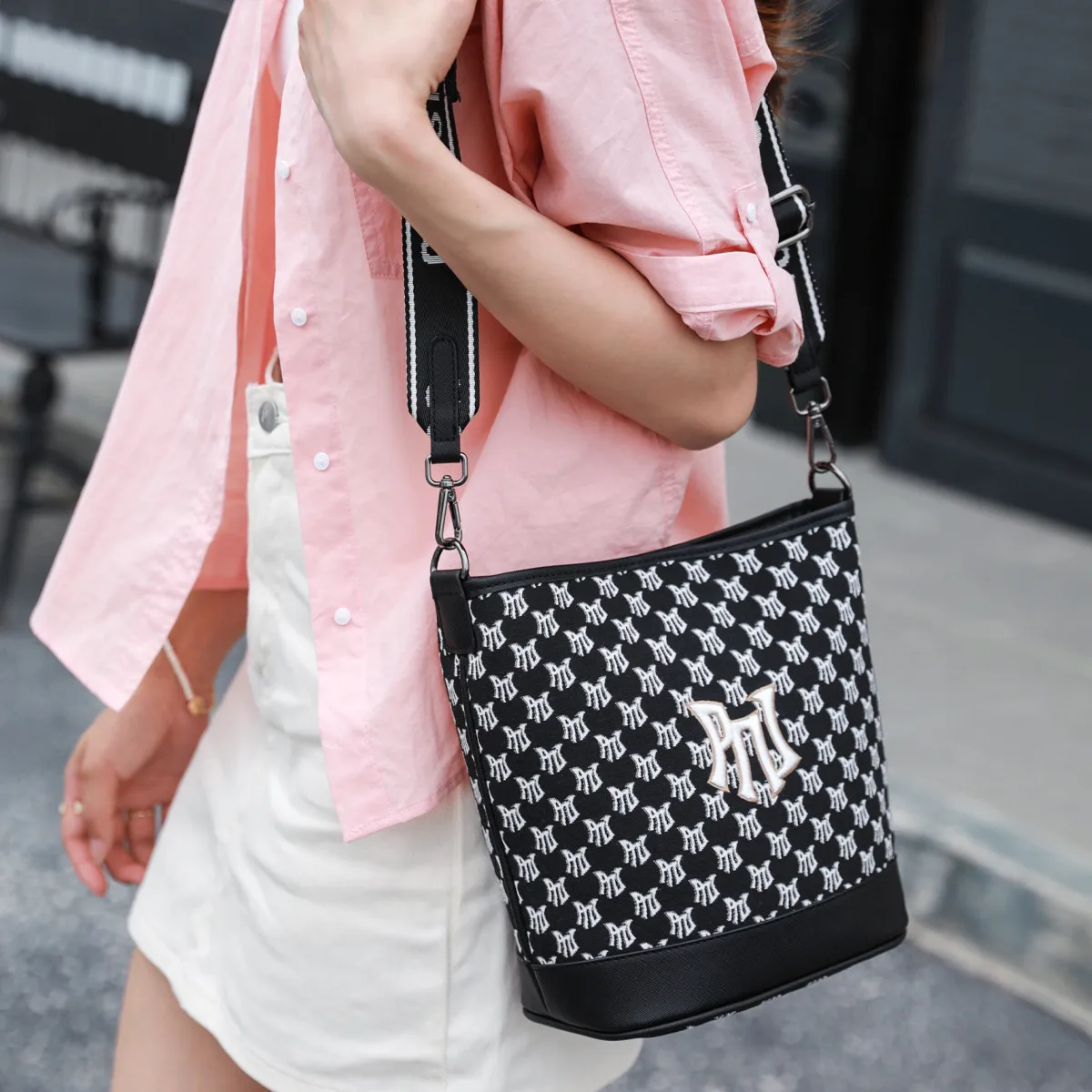 PNJ Full India messenger bag women's casual 2024 new fashion shoulder bag fresh trend satchel nylon camera bag