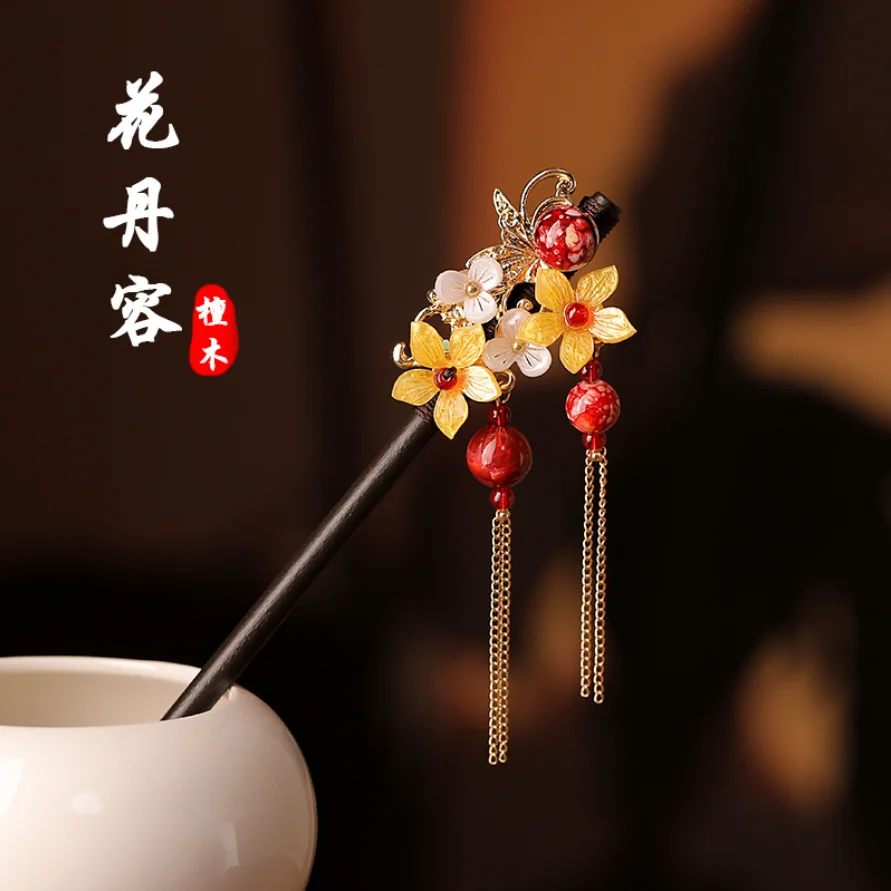Retro Rote Blumen-Holzhaarnadel für Frauen 2025 Neujahr Hanfu Perlen Quaste Haarspange Chinesischer Stil Haargabel Hanfu Accessoires – Detail 2