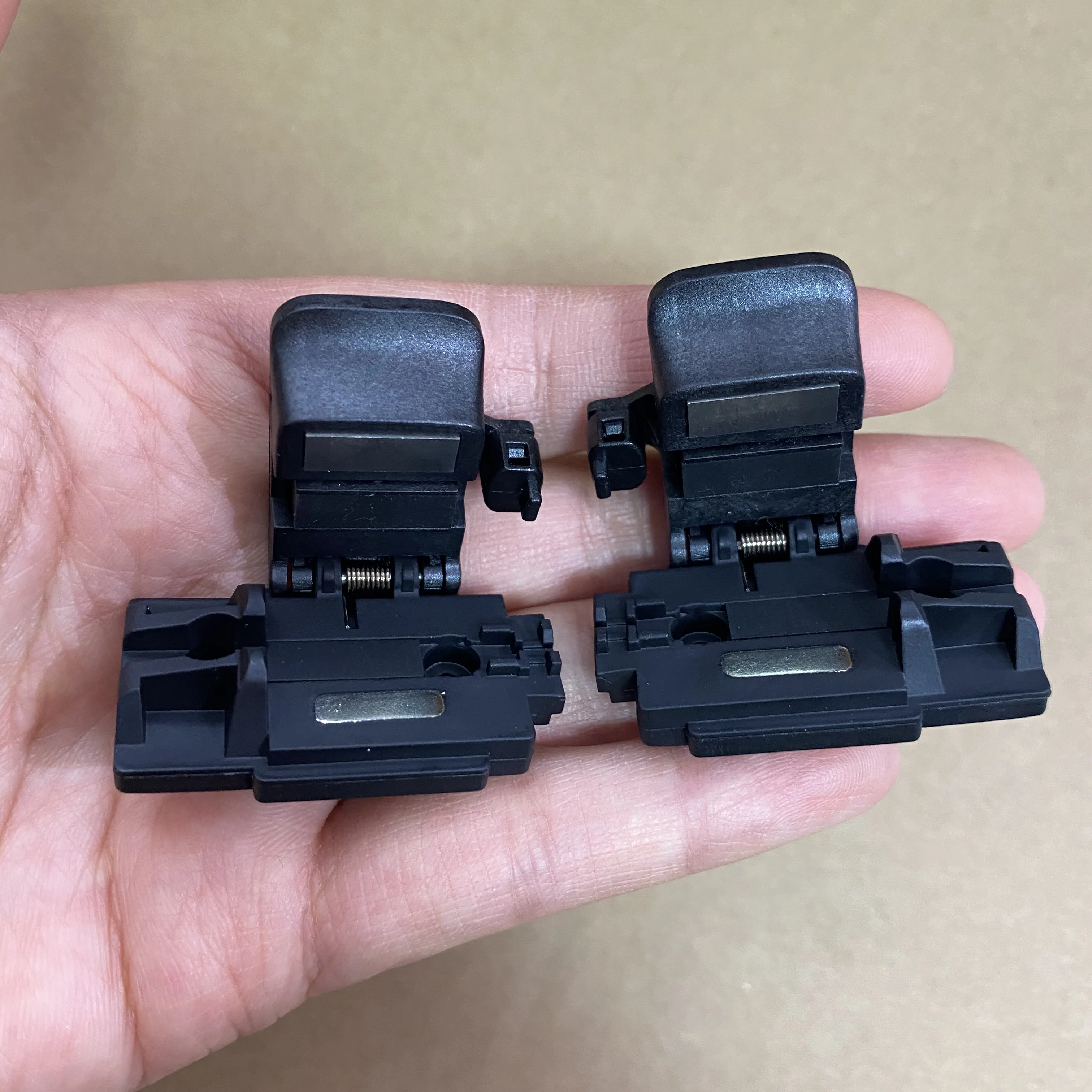 Signal fire AI-6 AI-7 AI-7C AI-8 AI-8C AI-9 fusion splicer fiber fixture wire pressing plate clamping slot fiber holder