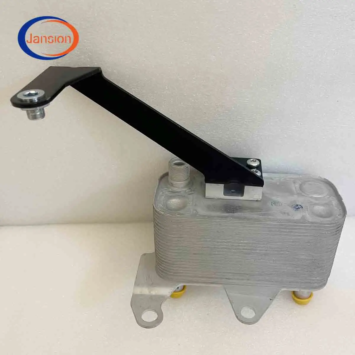 

Oil Cooler For Land Rover UBC000060 UBC100800 V48600041