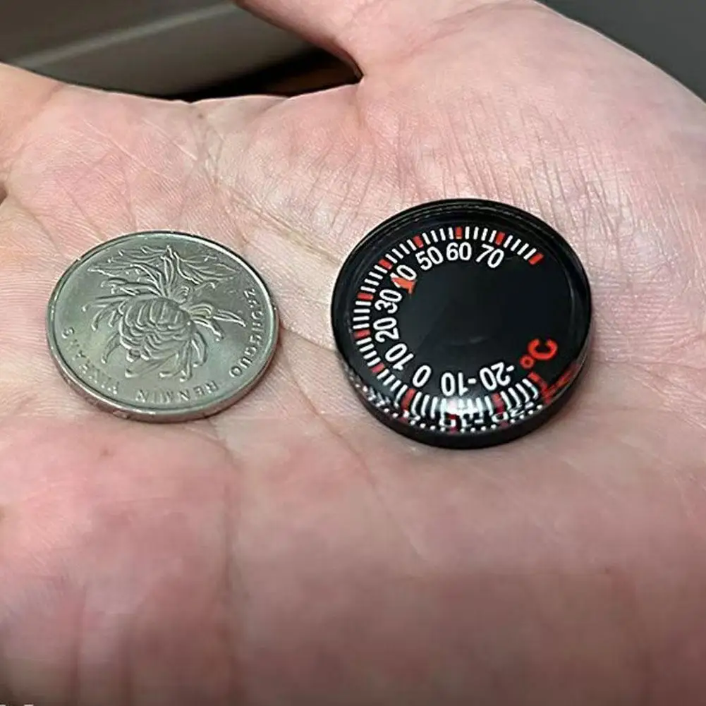 20mm 스케일 측정 고정밀 온도계 자동차 실용 미니 원형 온도계 자동차 에어벤트 장식 참