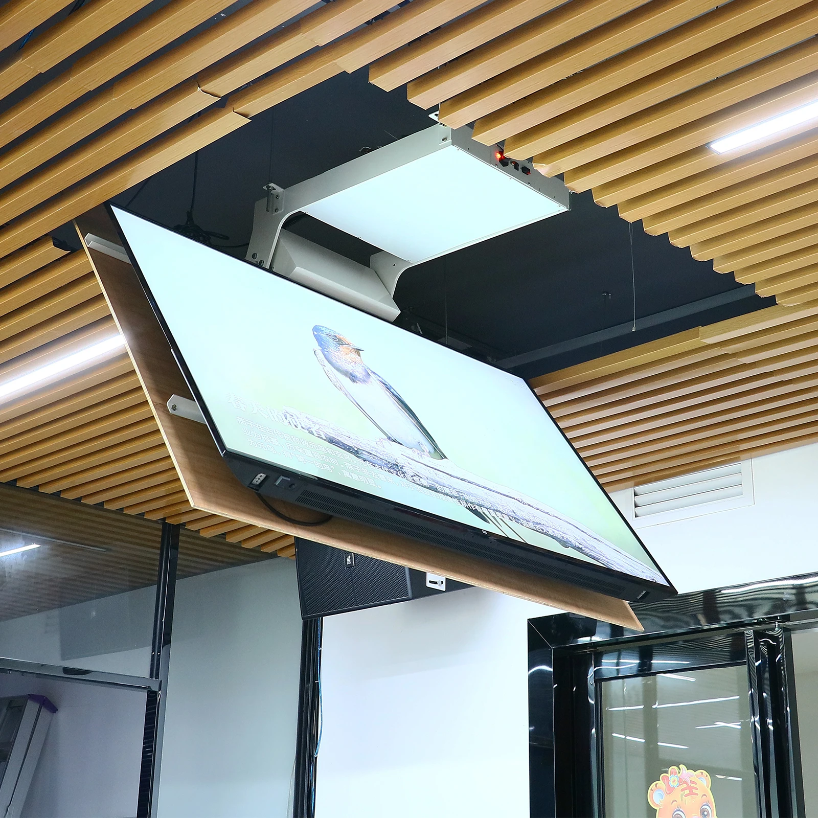 Soporte plegable para techo de tv, elevador eléctrico con remoto, 32-75 gran oferta - AliExpress