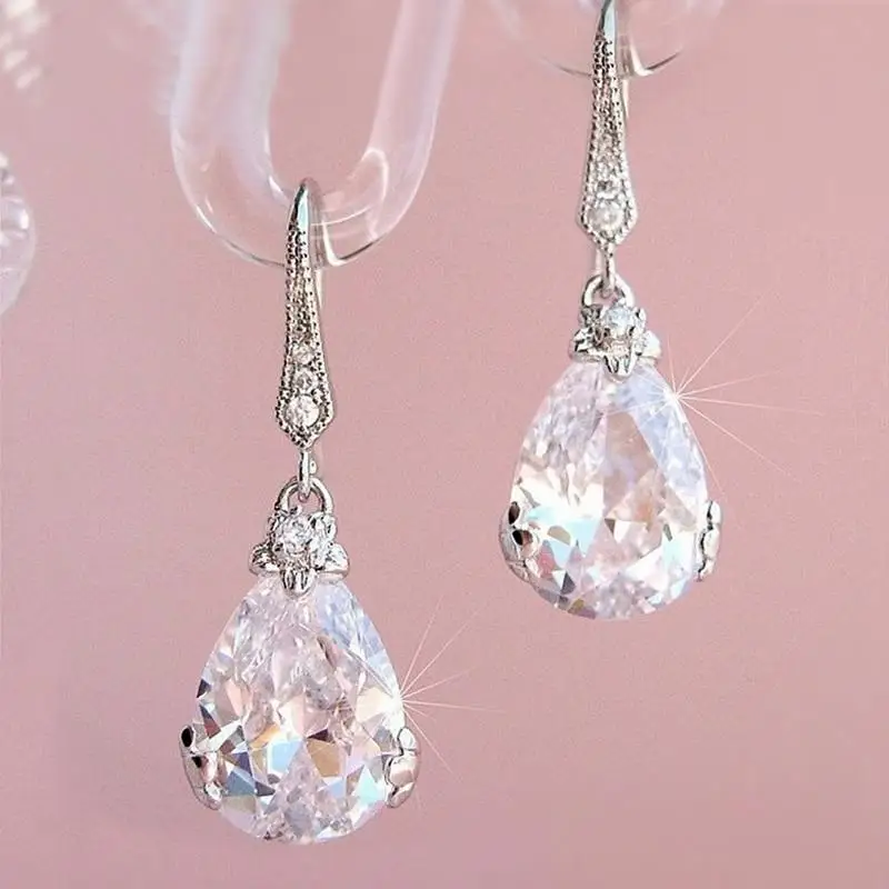 

Huitan Simple Stylish Design Water Drop Crystal Zircon Drop Earrings Women Dazzling CZ Elegant Female Earrings Fashion Jewelry