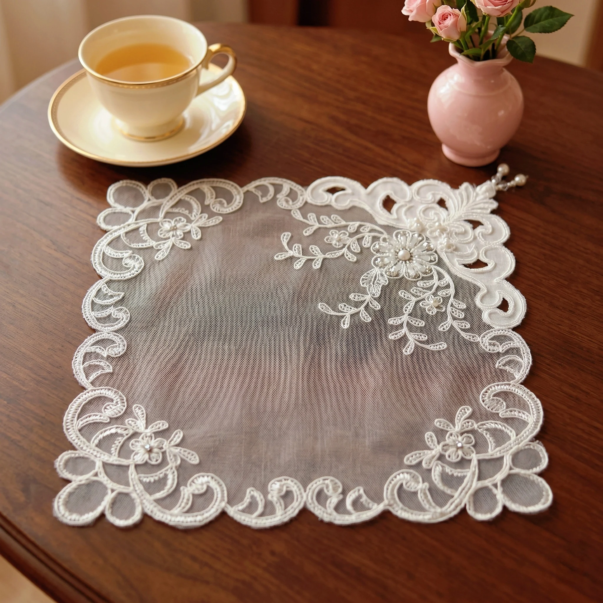 Lace Tablecloth 4Pcs 28x28 Pearl Trim Table Decor 4pcs Placemats Wedding White Lace Handmade Coasters Set Elegant Table Runner Square Table Cover Luxury Accessories For Table 3