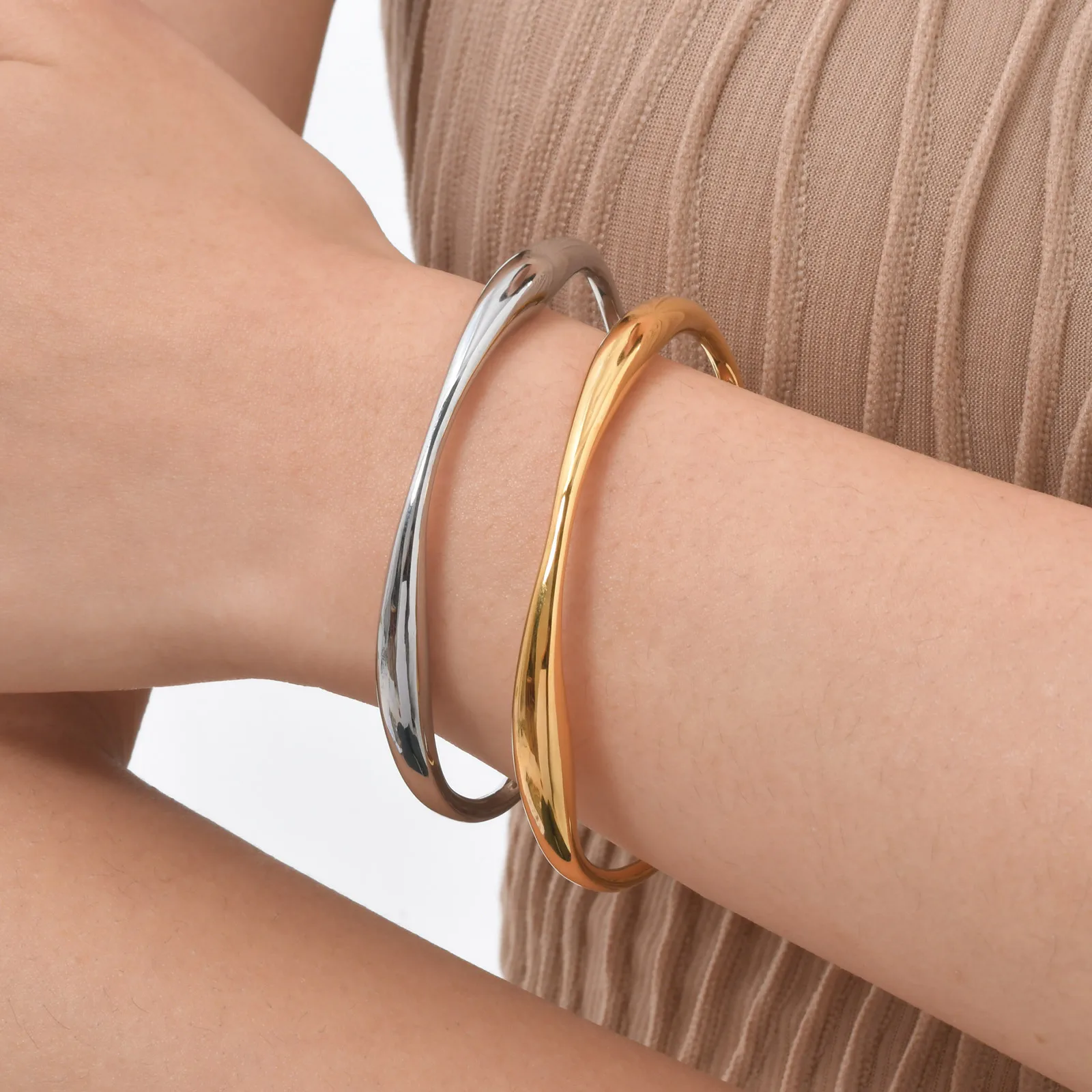 JINYOU 2609 Bracciale Rigido in Acciaio Inossidabile 57mm, Gioiello da Polso Art