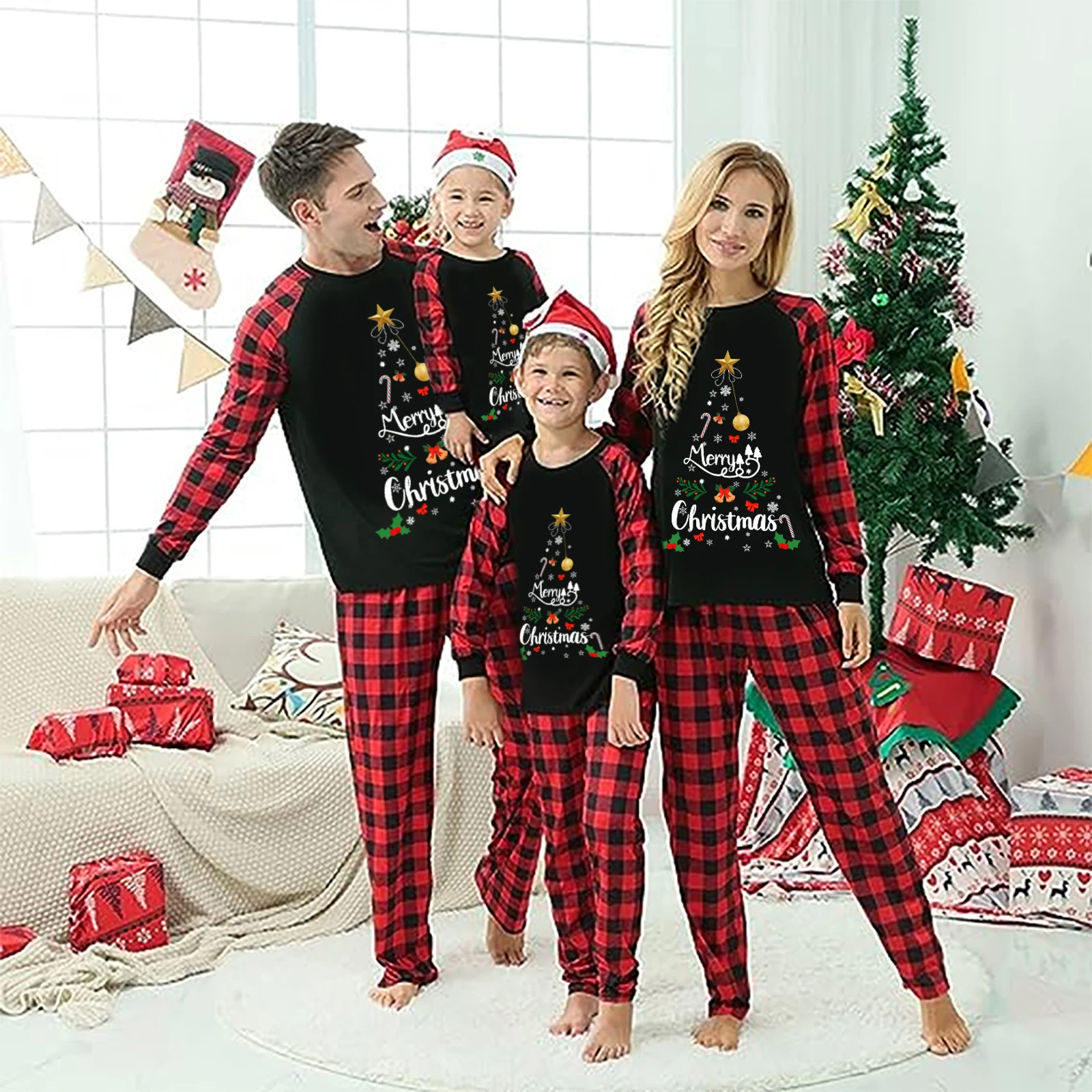 thumbnail image 4 of Conjunto de pijamas familiares navideños a juego, camiseta de manga larga con estampado de letras y pantalones a cuadros, ropa de dormir para estar en casa, 4 of 5