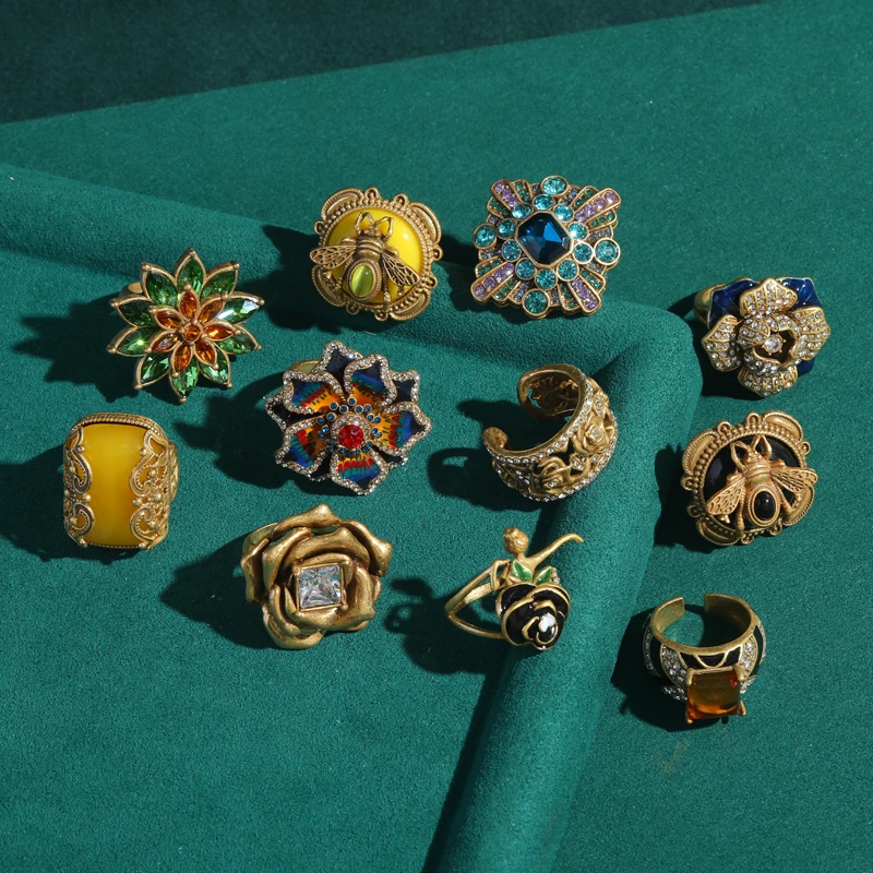 Vintage Elegant Large Flower Rings for Women Luxury Designer