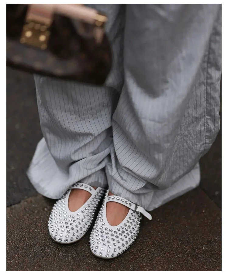 2024 New Flats Vintage Diamond Mary Jane Women's Shallow  Buckle Ballet Flats Plus Size 43  Rhinestones Designer Shoes