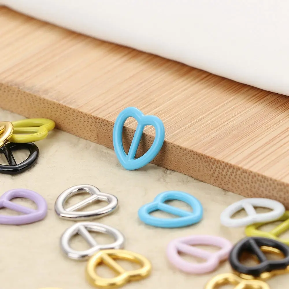 10Pcs 5mm Mini Ultra-small Heart Shape Belt Buckle Doll Bags Buckles DIY Dolls Metal Buckles Doll Shoes Clothes Accessories