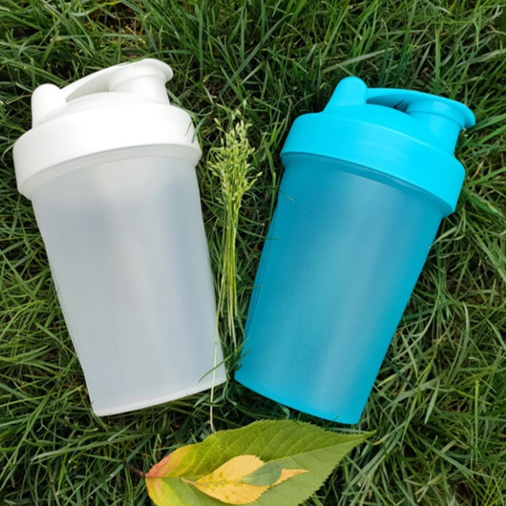 

Easy To Clean Portable Sports Shaker Bottle With Stylish Outdoor Activities Leak-proof Lid Durable Pink