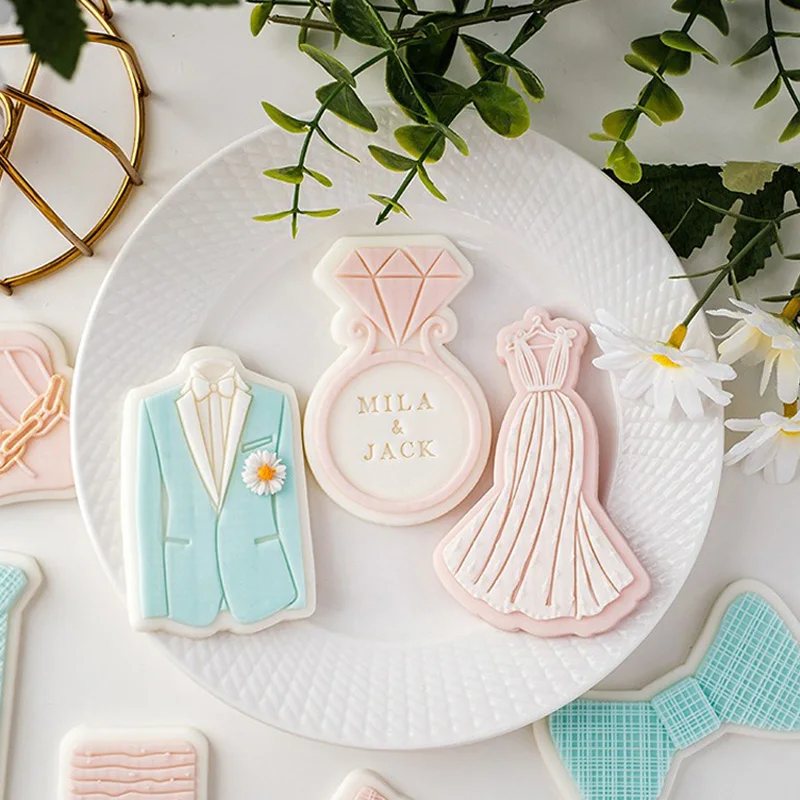 Description Picture 5 of itemWestern Style Wedding Sugar Cookies Mold Valentine's Day Engagement Dessert Table Decoration Cake Molds DIY Baking Cookie Tools