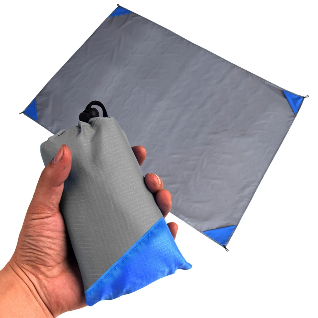Convenient Waterproof Picnic Mat For Outdoor Activities Polyester Checkered Cloth Beach Mat Camping