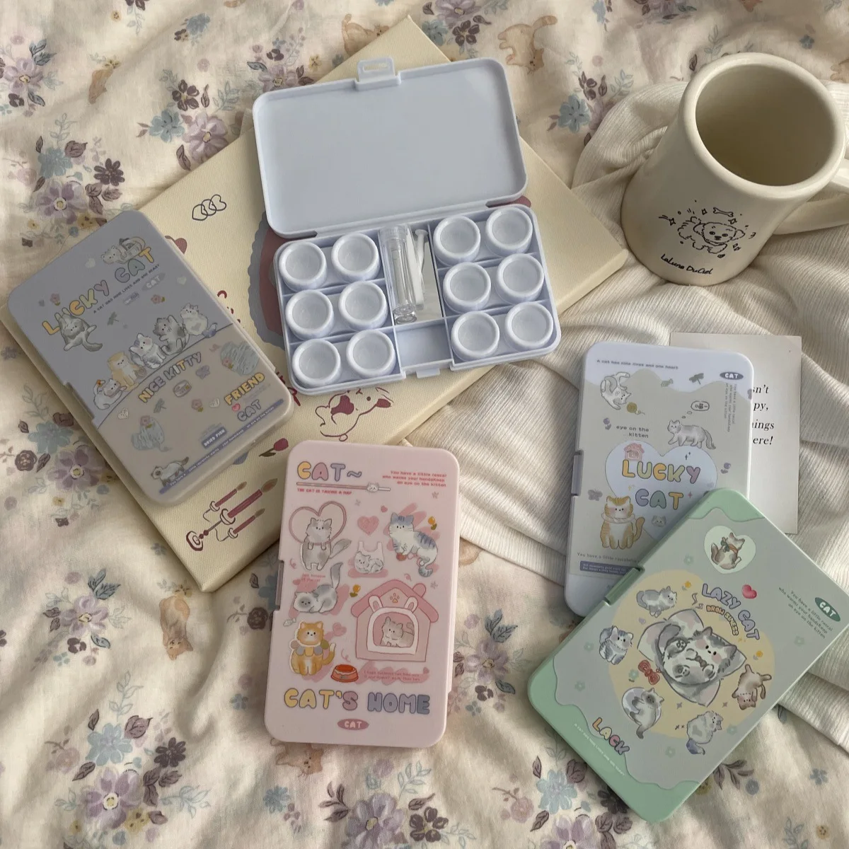 Contact Lens Case Large Capacity Contact Lens Storage Box Cats Print Contact Lens Box Compact For Daily Wear Travel Beauty Needs