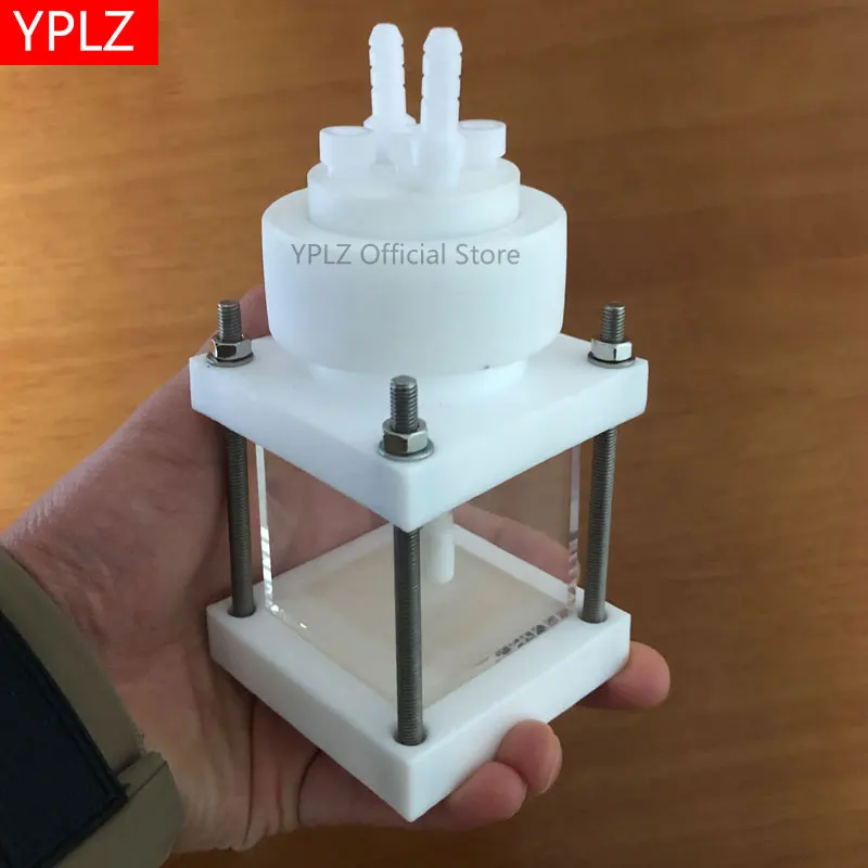 All quartz photoelectrochemical battery