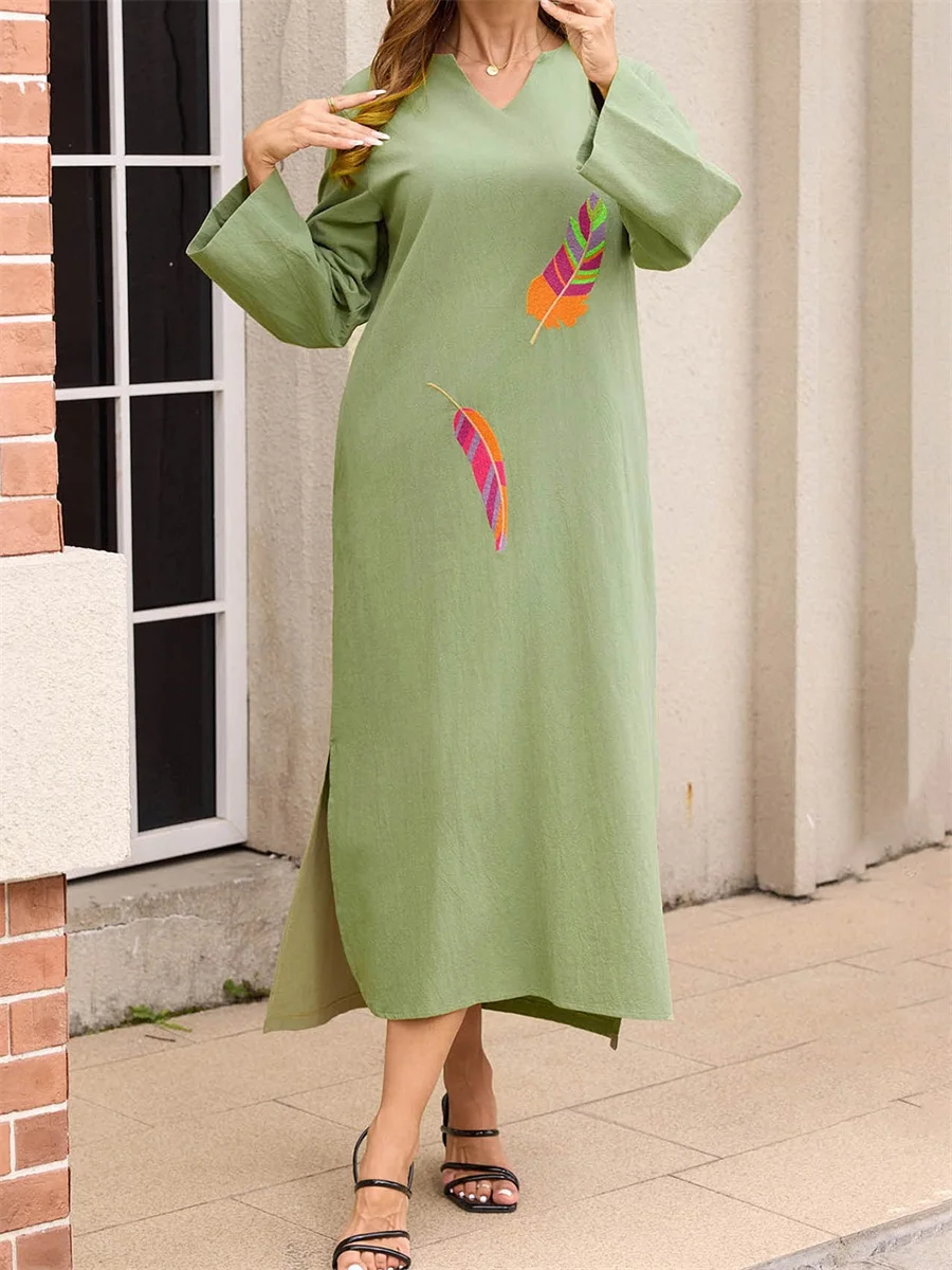 Elegant Middle Eastern Inspired Women s Long Dress with Feather Print Loose Fit V Neck and Long Sleeves for a Stylish Look