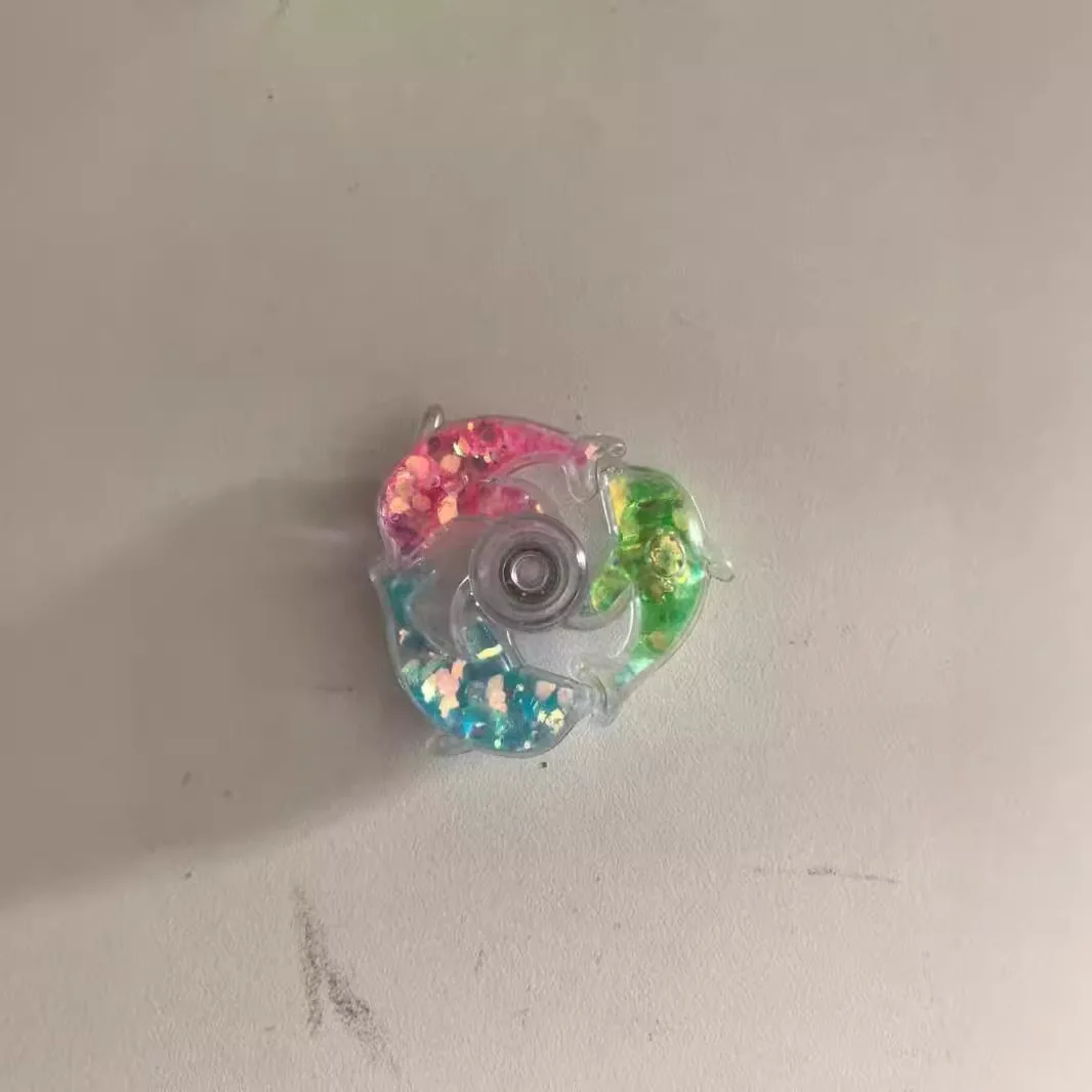 1pcs random color Dolphin Fidget Spinner Floating Rustling Portable Gyro Colorful Sequined Desk Stress Relief Toy Gifts 5