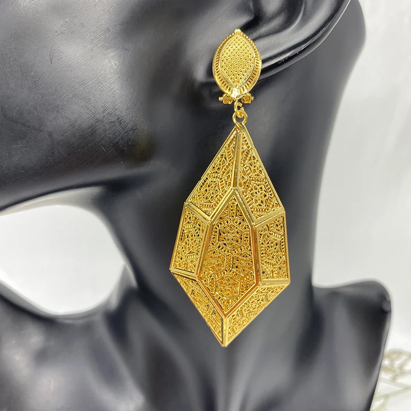 Hot Selling Fashion Jewelry Dubai Bohemian Style Gold Plated Hollow Drop Earrings For Women Wedding Party Anniversary Gift