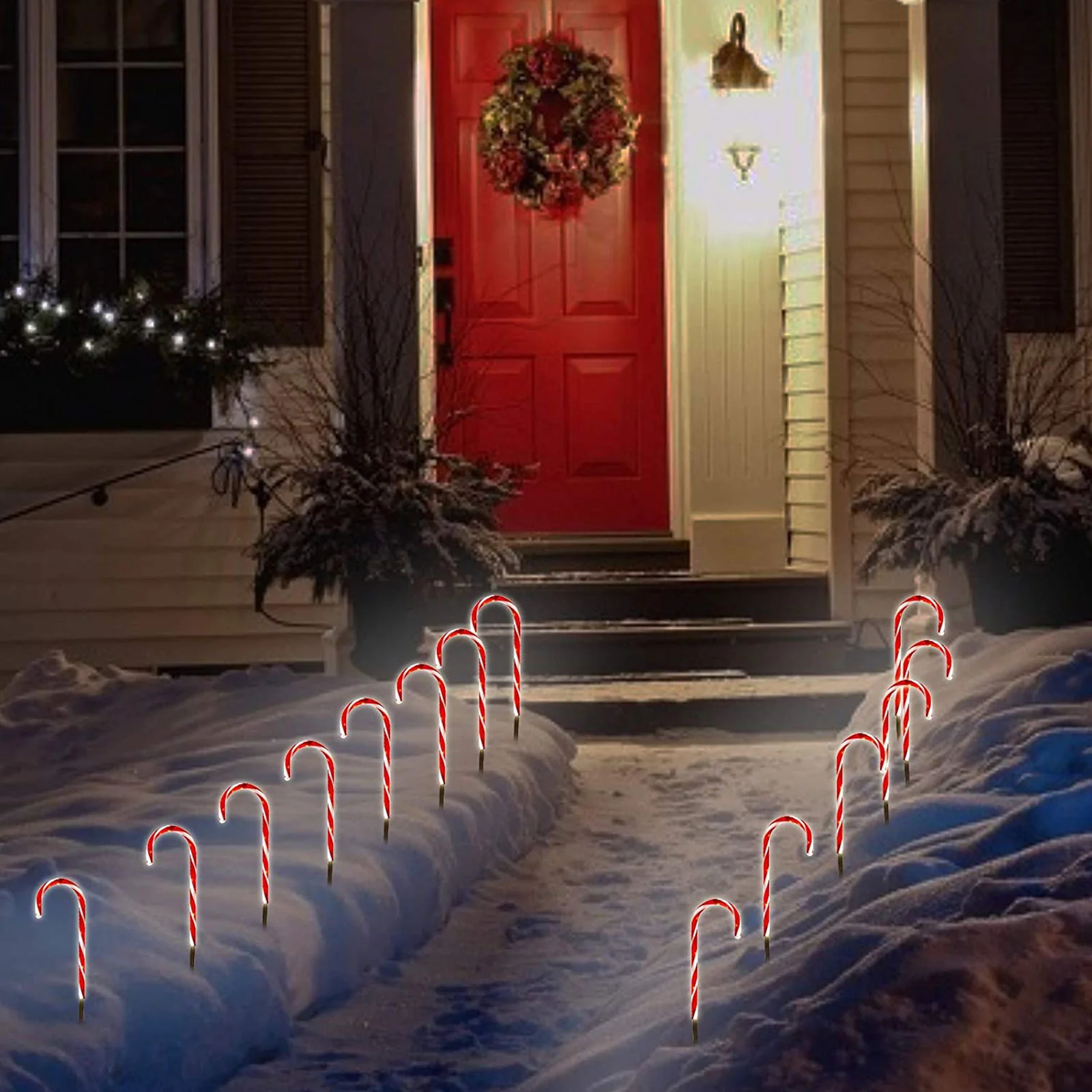 Рисунок 4 - Светильники из тростника на солнечной батарее