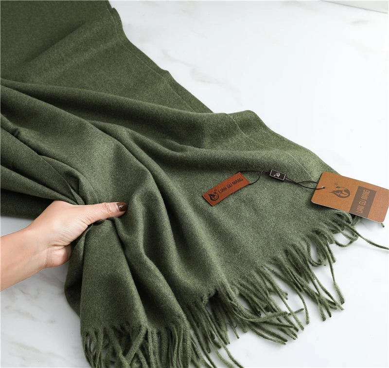 32 Color Solid Thick Cashmere Scarf for Women Large 190*68cm Pashmina Winter Warm Shawl Wraps Bufanda Female with Tassel Scarves fashion women leopard print cashmere scarf with pocket winter poncho shawl travel blanket scarves pashmina echarpe mujer bufanda