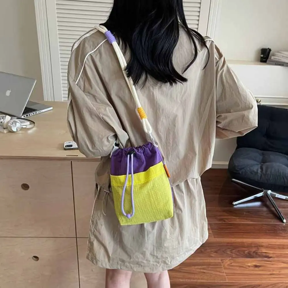 รูปสินค้า สายคล้องไหล่กระเป๋า คล่องตัว ใส่ขวดน้ำได้